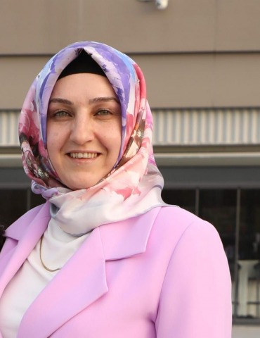 Dr. Selma Kaynak